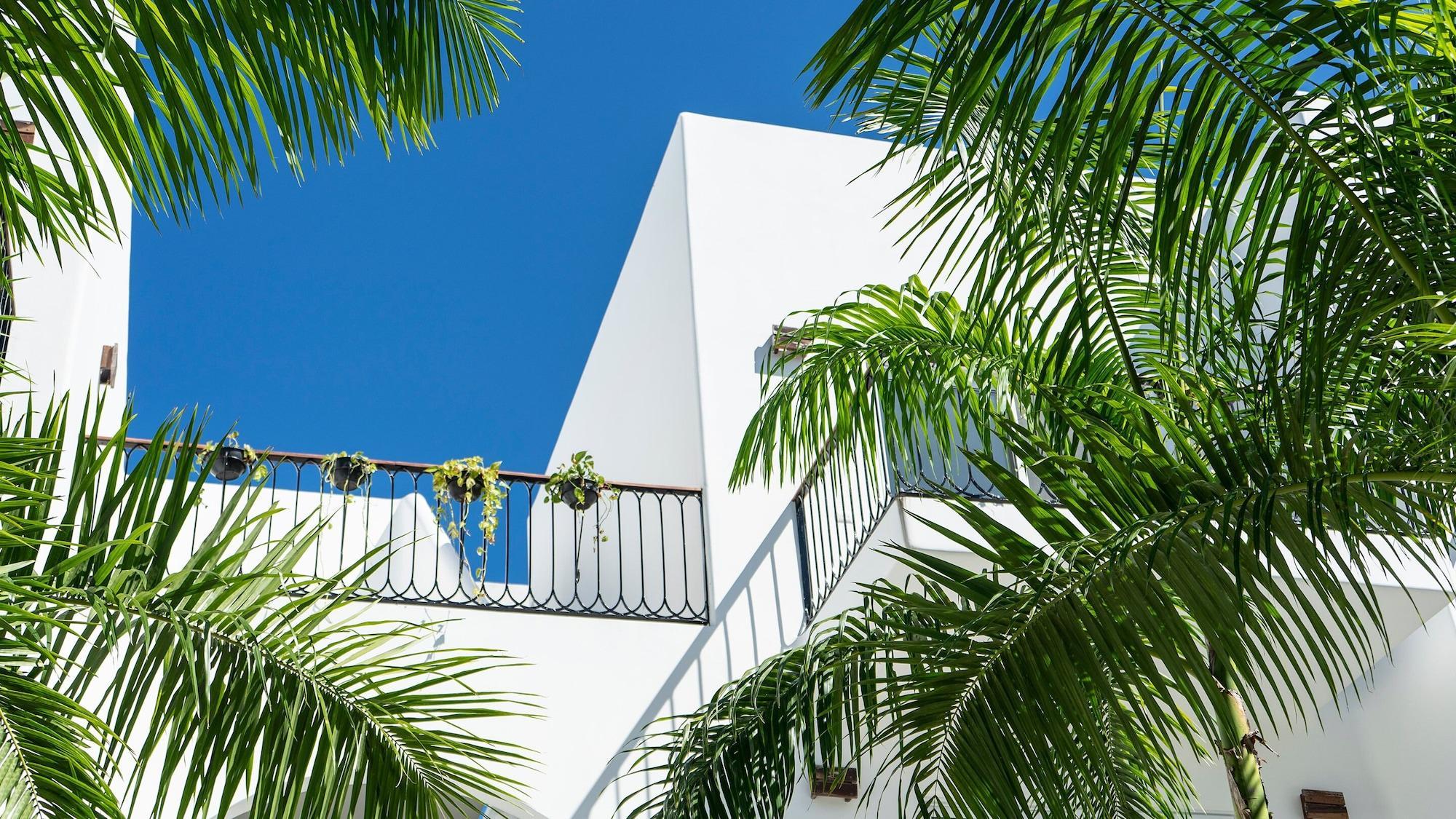 Mediterraneo Hotel Тулум Екстериор снимка