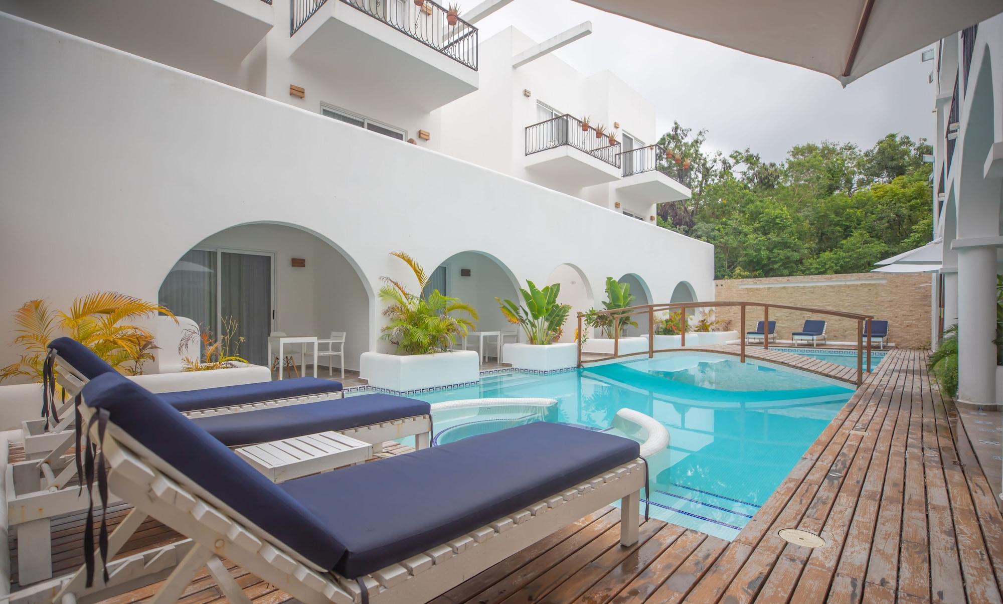 Mediterraneo Hotel Тулум Екстериор снимка