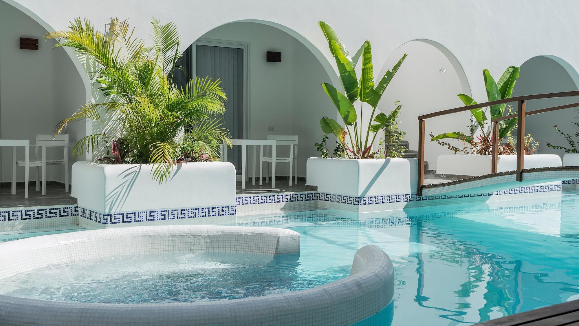Mediterraneo Hotel Тулум Екстериор снимка