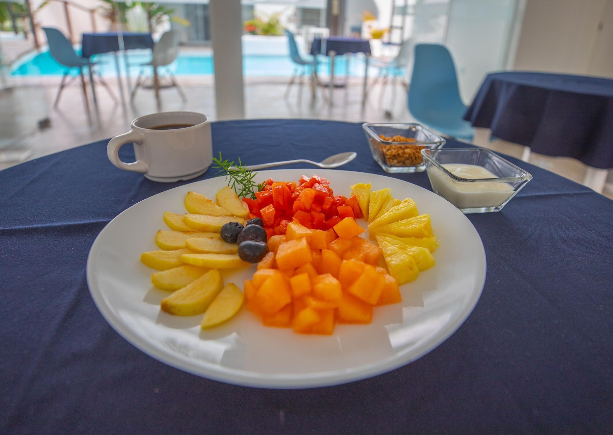 Mediterraneo Hotel Тулум Екстериор снимка