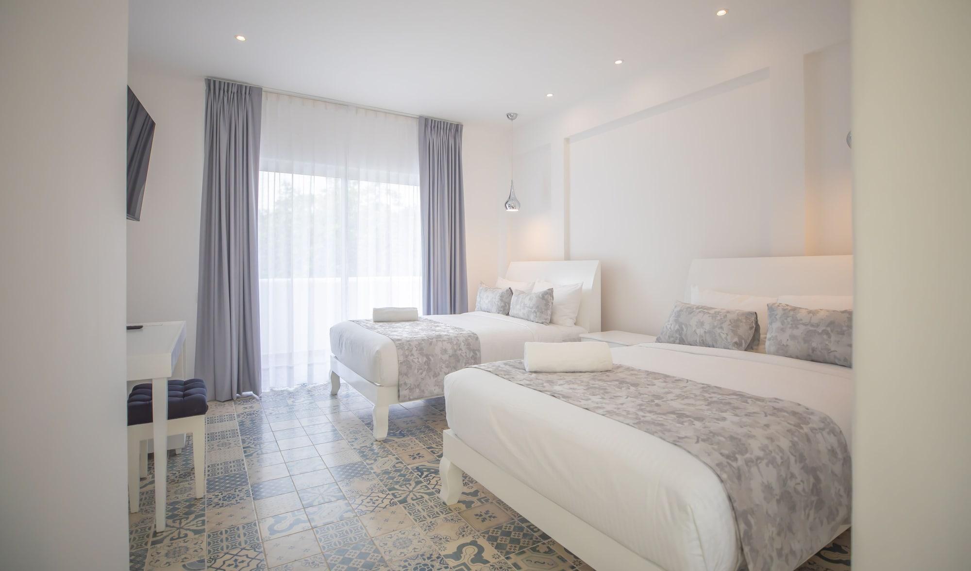 Mediterraneo Hotel Тулум Екстериор снимка